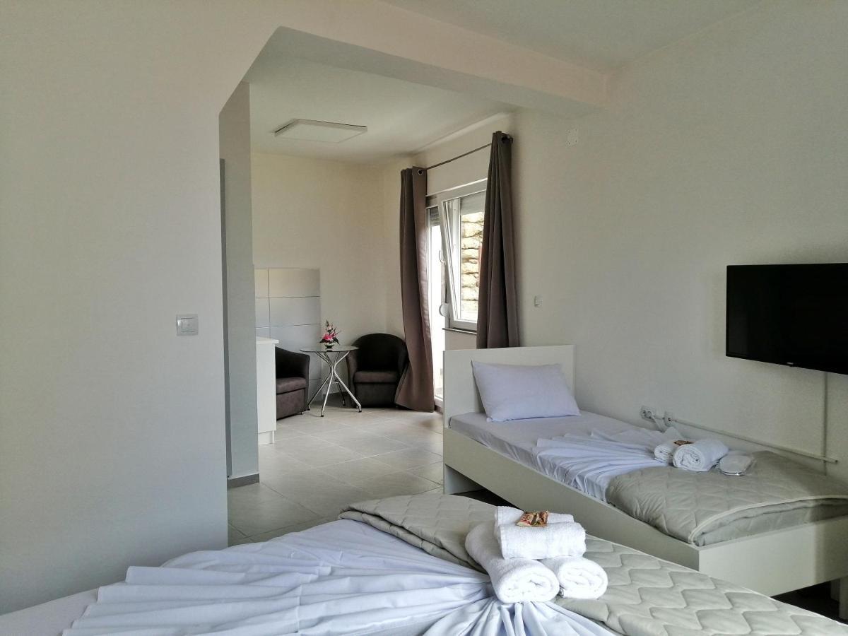 Redex Apartments 奥赫里德 外观 照片