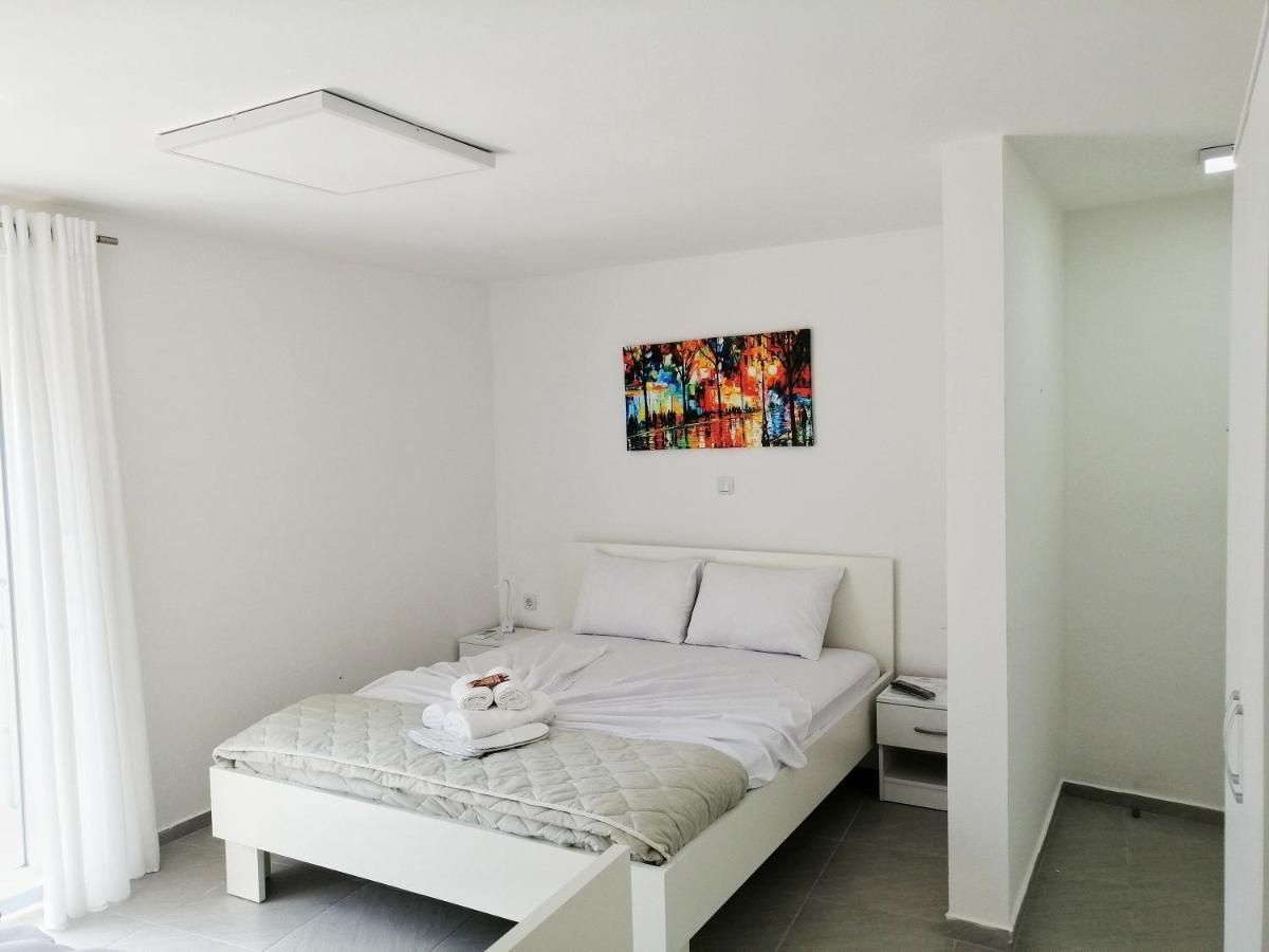 Redex Apartments 奥赫里德 外观 照片